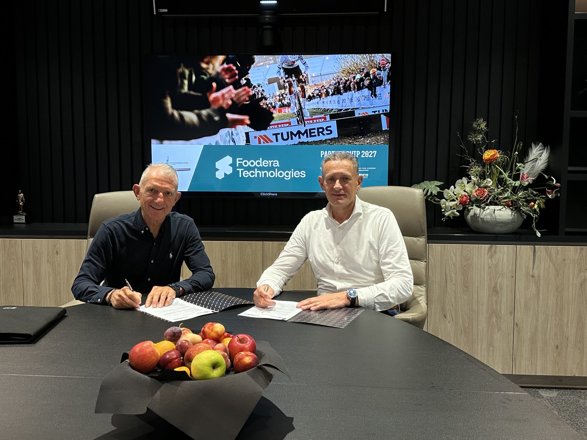 Signing Partership 2027 GP Adrie van der Poel